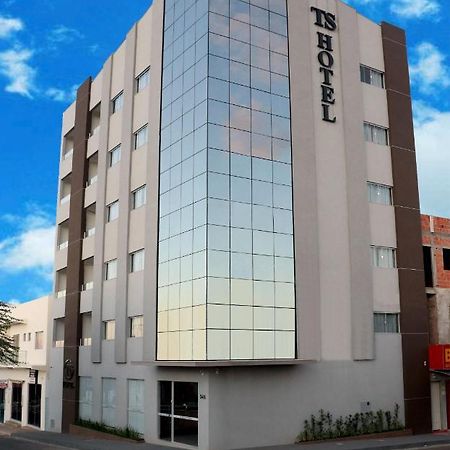 Ts Hotel Porteirinha 外观 照片