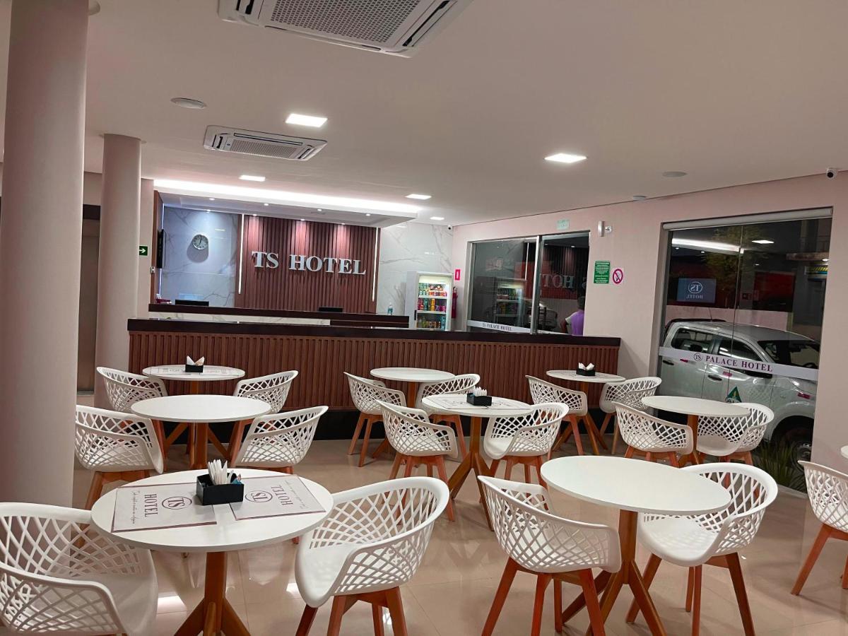 Ts Hotel Porteirinha 外观 照片
